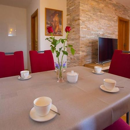 Apartments Vladimir #5 Μακάρσκα Εξωτερικό φωτογραφία