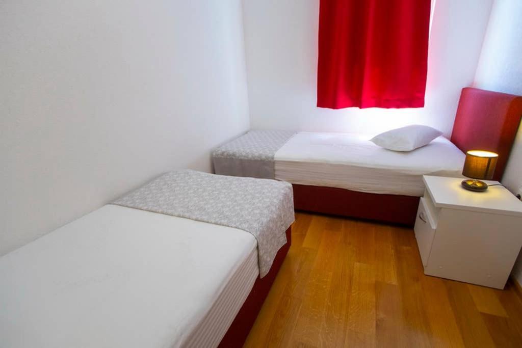 Apartments Vladimir #5 Μακάρσκα Εξωτερικό φωτογραφία