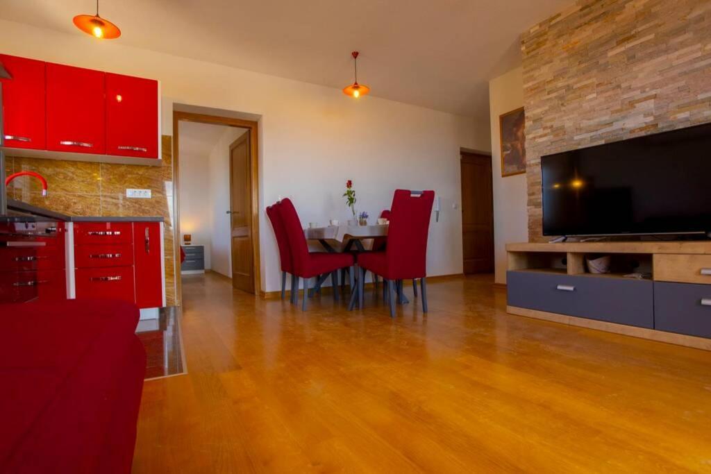 Apartments Vladimir #5 Μακάρσκα Εξωτερικό φωτογραφία